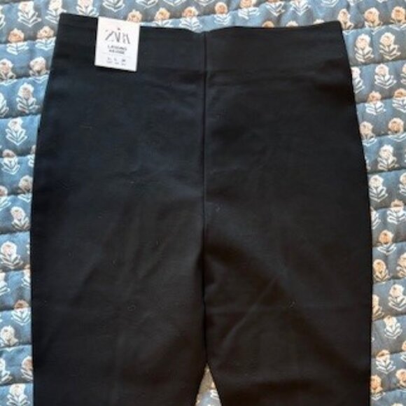 ✨ NWT Zara //High-Waisted Button Leggings// Black// Size L ✨ - Picture 5 of 9